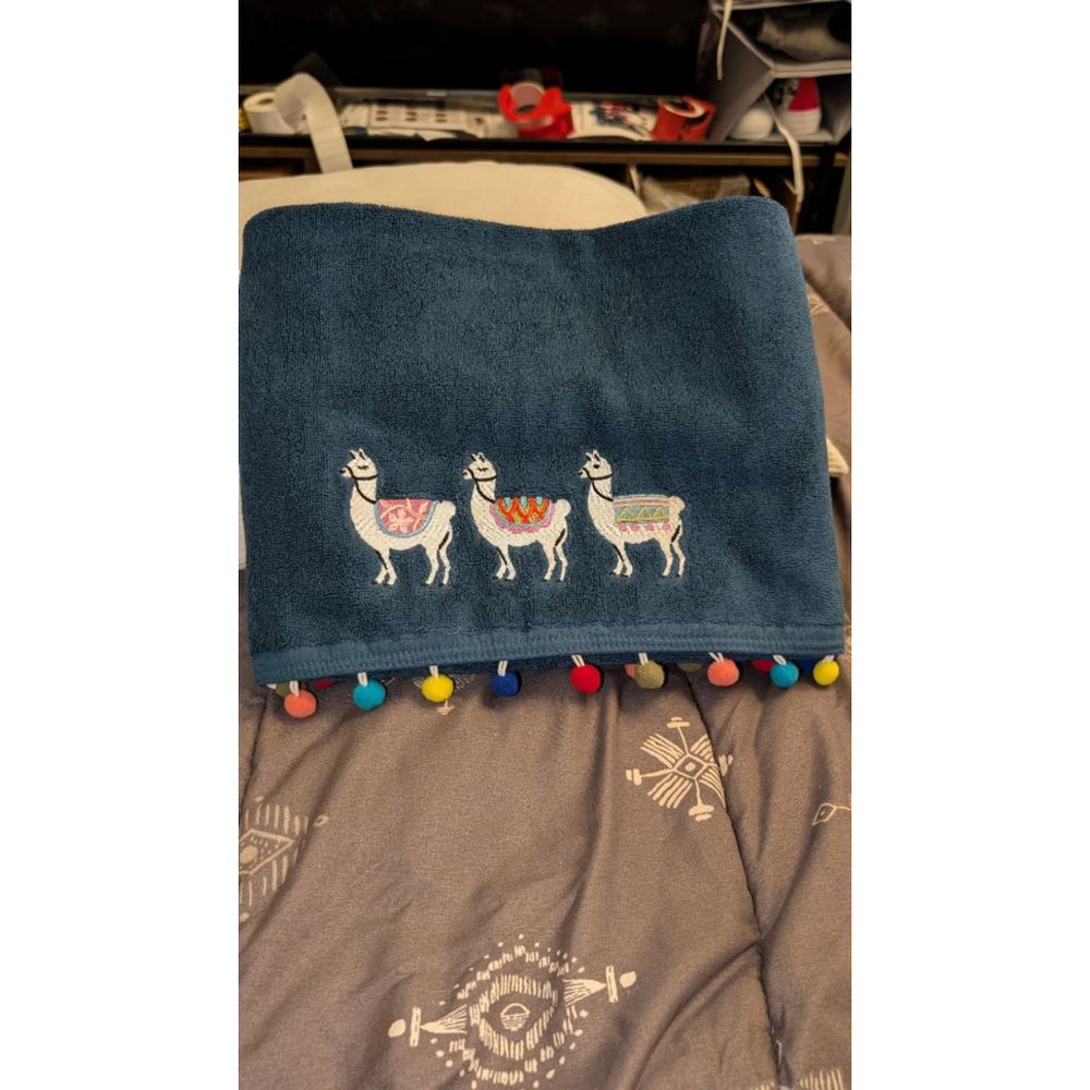 Allure Llama Embroidered Bath Hand Towel 27 x 52 - Picture 2 of 5